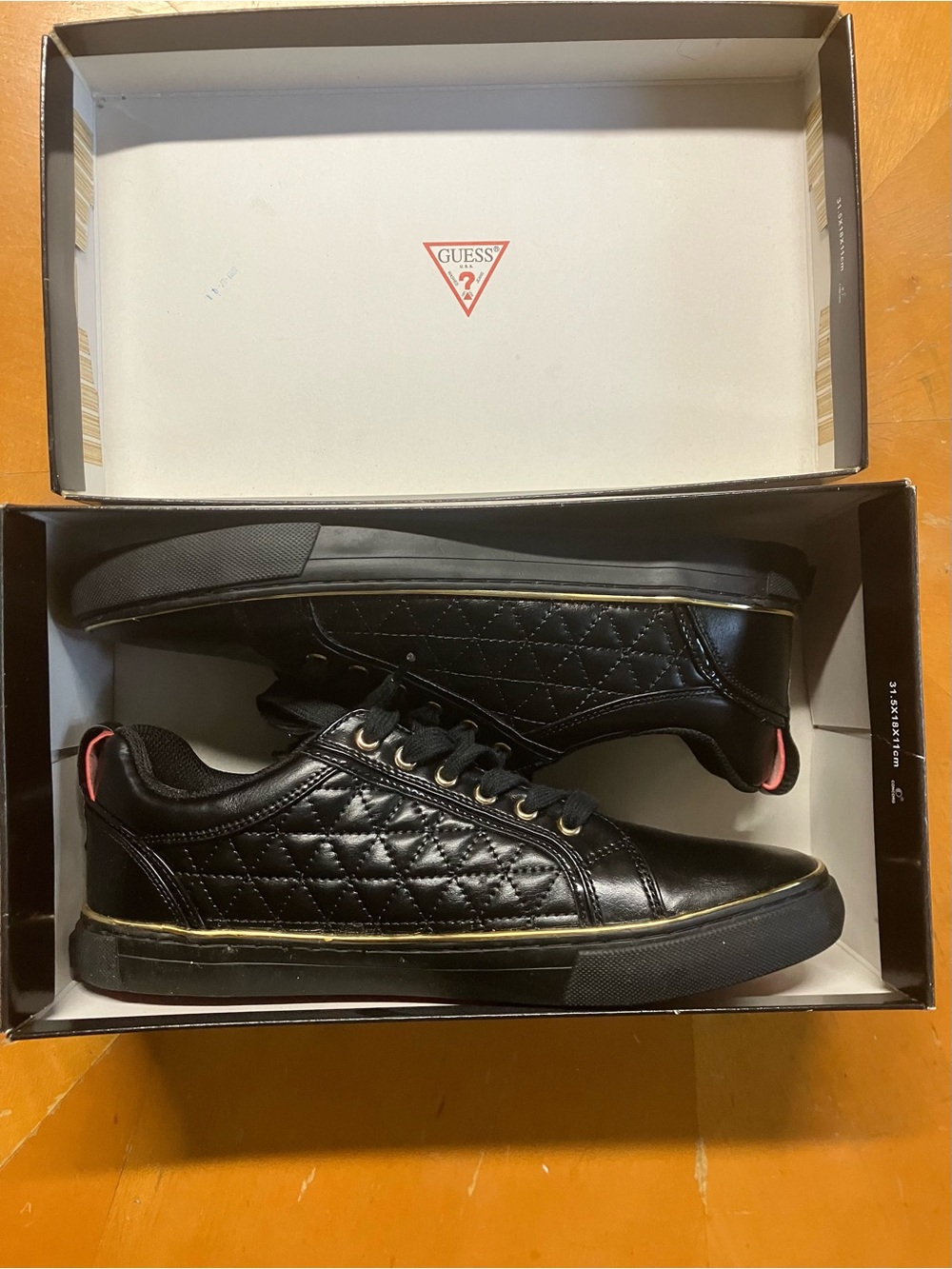 GUESS Men Black Quilted GM Mozer Sneakers 10
